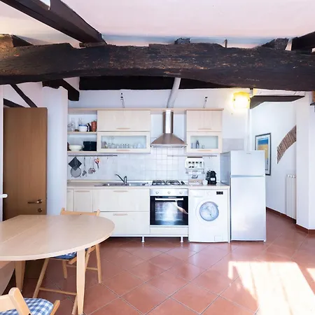 Apartment Beautiful Penthouse In Center With Balcony Bologna